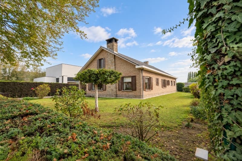 Landelijk gelegen bungalow met prachtig weids uitzicht in Vosselare (Deinze)